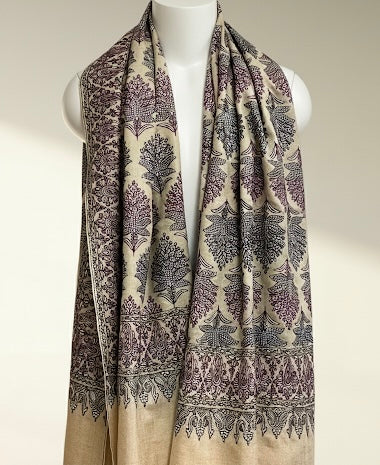 Premium Cashmere Shawl Embellished with Sozni Jamawar Artistry